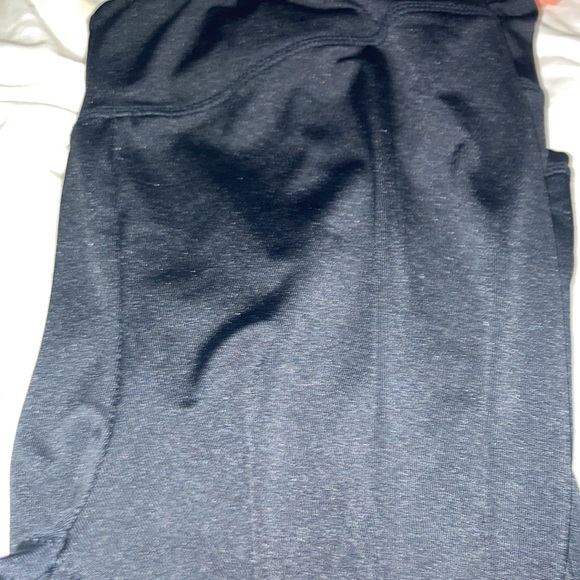 Blk leggings no tag - Picture 2 of 2